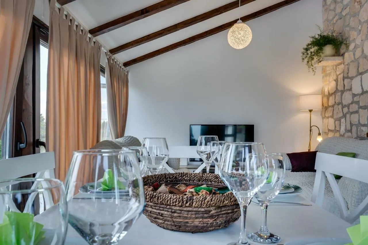 Mali Raj Villa Sveti Petar  0*, Sveti Petar (Zadar)